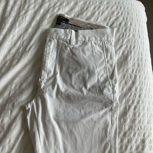 Banana Republic - Aiden Chino White